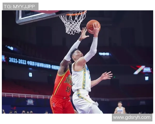 2015年CBA季后赛首钢对阵吉林的精彩对决回顾与分析